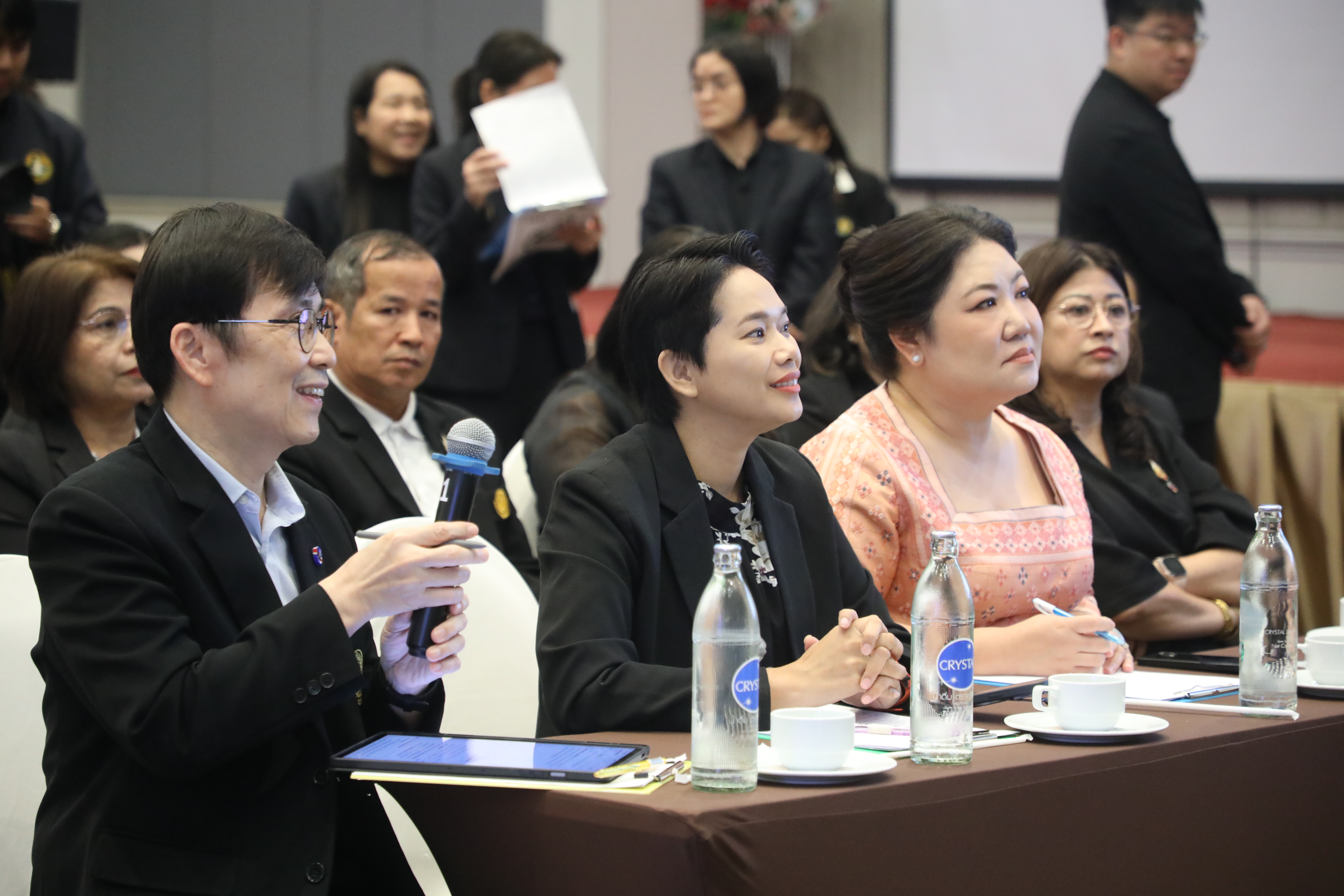 title - เข้าร่วมชมการจัดนิทรรศการ และนำเสนอผลงานกลุ่ม สินค้าเกษตรมูลค่าสูงและแผนผลักดันสินค้าเกษตรมูลค่าสูง เพื่อการส่งออกไปยังต่างประเทศ หลักสูตร นักบริหารการพัฒนาการเกษตรและสหกรณ์ ระดับสูง (นบส.) รุ่นที่ 94